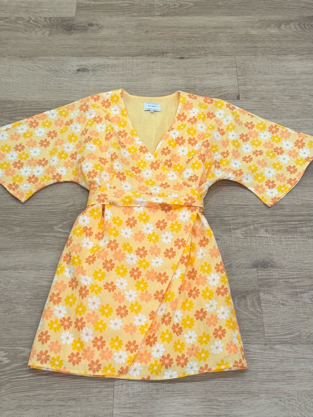 SABO Floral Wrap Mini Dress Kimono Sleeve Yellow Orange Daisy Print Size Small